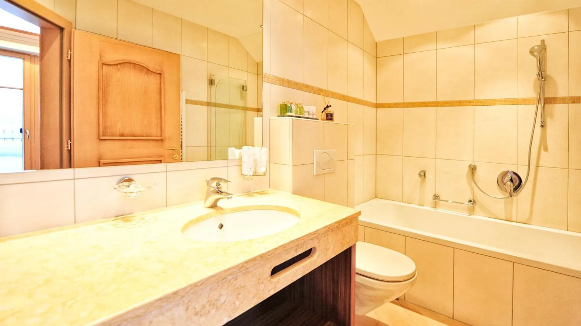**** Hotel Salnerhof Superior Lifestyle Resort Ischgl Austria