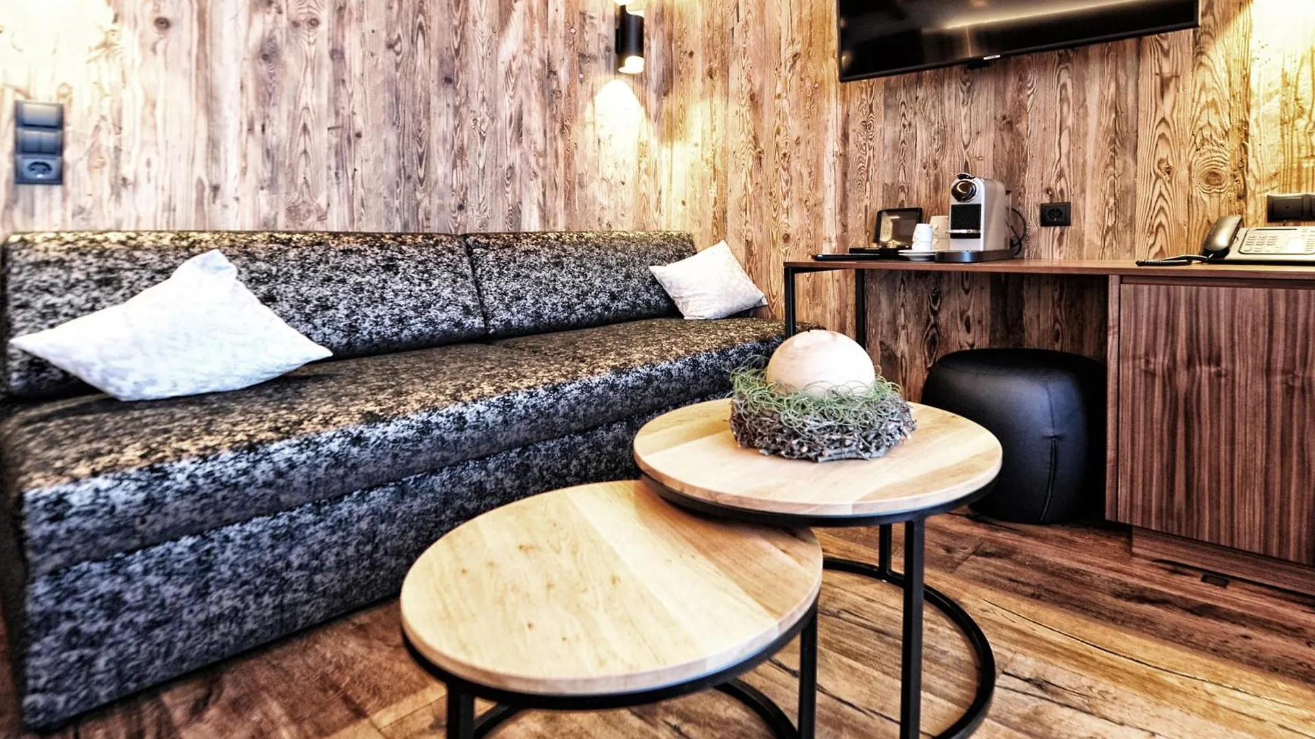 Salnerhof Superior Lifestyle Resort Ischgl 4*,